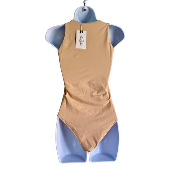 Reoria Women's High Neck Beige Bodysuit Snap Closure Size Small NEW - Picture 3 of 6
